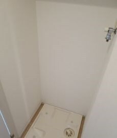 物件内観写真20　(洗濯機置場)