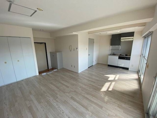 寝室(リブマックス仕様の家具家電付き（賃料・管理費込み）)