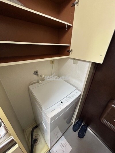 物件内観写真10　(備え付け家具備品（同仕様）)