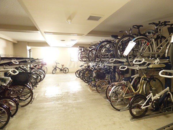 建物設備(駐輪場)
