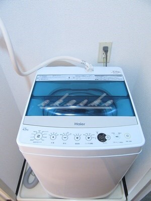 物件内観写真10　(洗濯機、掃除機等リブマックス仕様の家具家電付き)