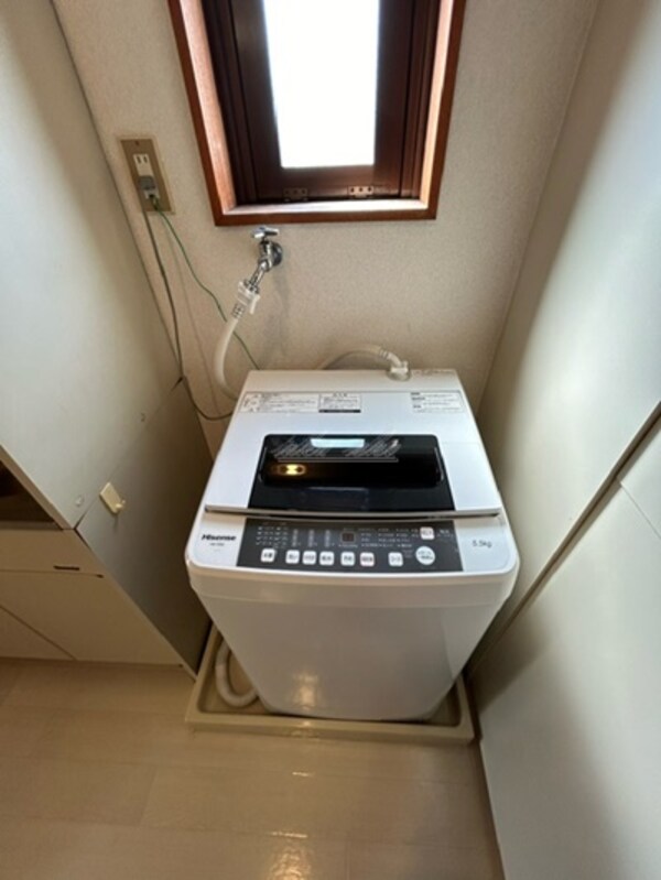 建物設備(備え付け家具備品（同仕様）)