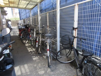 物件内観写真14　(駐輪場・バイク置場)