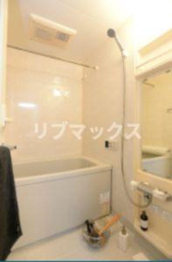 浴室(同タイプ別住戸　家具等は付帯しません)