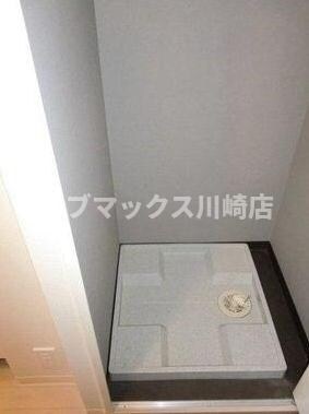 物件内観写真20　(洗濯機置場)