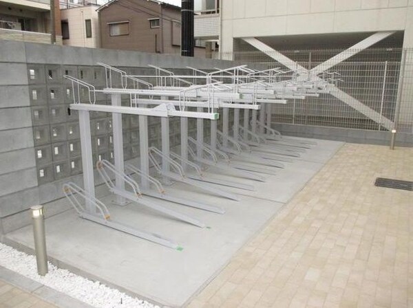 その他(駐輪場)