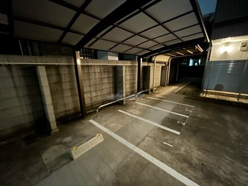 物件内観写真18　(駐輪場)