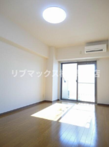 物件内観写真4　(同タイプ別住戸)