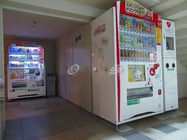 その他(建物内に自動販売機)