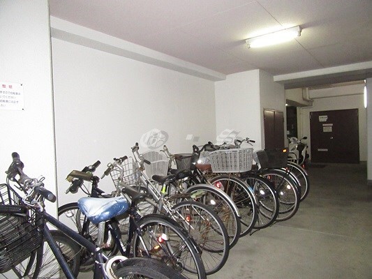 物件内観写真21　(駐輪場)
