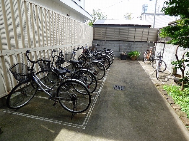 物件内観写真21　(駐輪場)