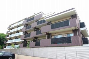 パレステージ片倉町ナチュラコート外観写真