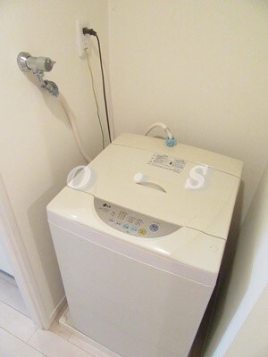 物件内観写真14　(洗濯機置場)