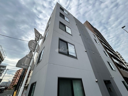 ＨＯＬＬＹＳ ＹＯＫＯＨＡＭＡ