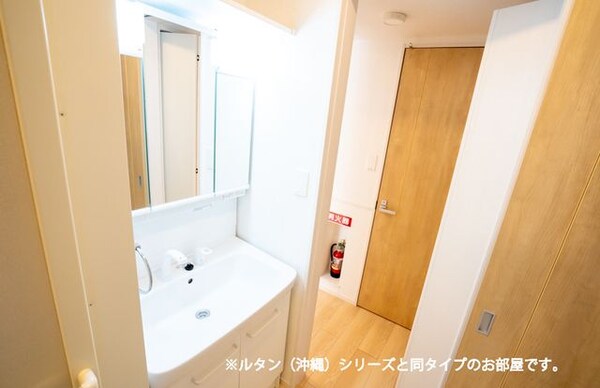 独立洗面台(建築中の為、類似物件のお写真です※イメージ)