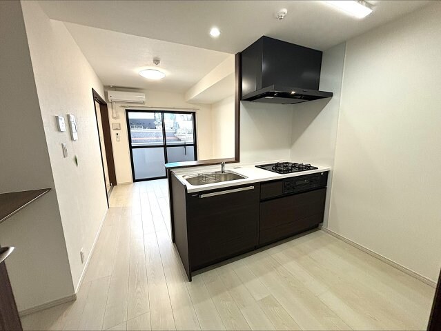 物件内観写真4　(※別号室の写真となります。イメージ、現状優先。)