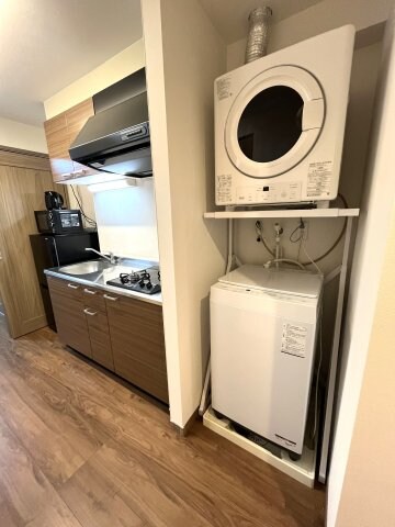 物件内観写真11　(現状優先します（別号室の写真です）)