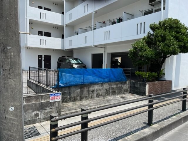 物件内観写真17　(ゴミ置き場)