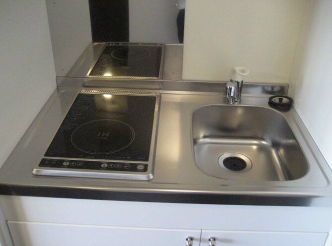 物件内観写真5　(別号室の写真となります)