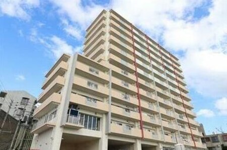 プレサンスロジェ宜野湾レーヴ外観写真