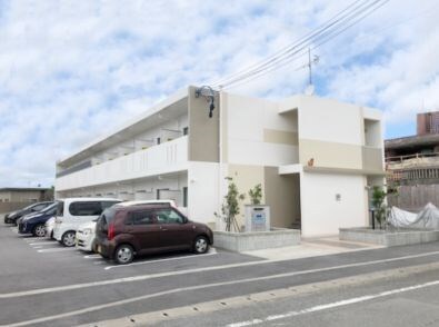 物件外観写真1　(現状優先)