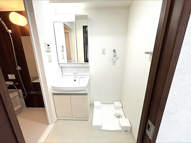 物件内観写真5　(※別号室の写真となります。イメージ、現状優先。)