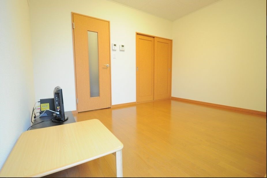 物件内観写真2　(現状優先です。)