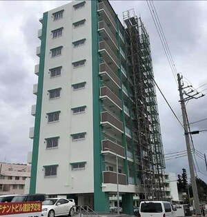 プラティーク外観写真