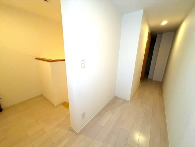 物件内観写真5　(2F別号室の写真イメージです（現状優先）)