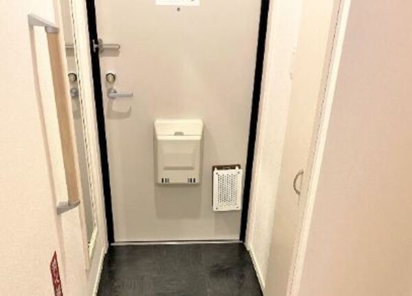 玄関(現状優先)
