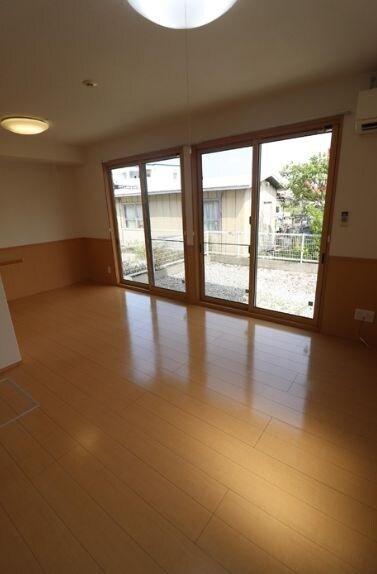 物件内観写真4　(別号室のお写真です。※イメージ)