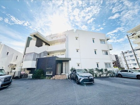 パラボリカ外観写真