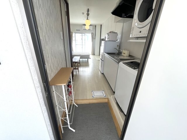 物件内観写真3　(玄関です)