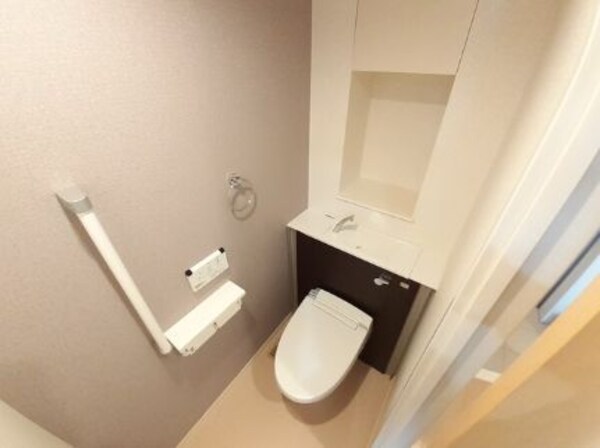 トイレ(類似物件の写真となります。※イメージ、現状優先。)