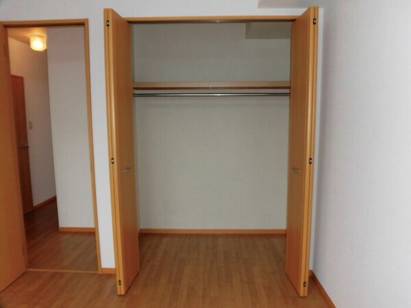 収納(別号室の写真となっております。)