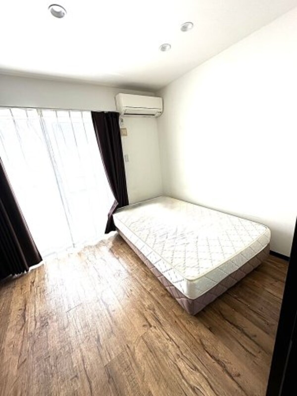 内装他(現状を優先します。)