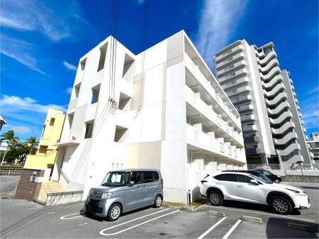 エムズ外観写真