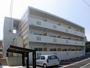 レオパレスビスタヒガワ外観写真