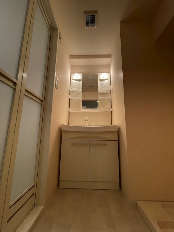 洗面・脱衣所(※同物件別部屋参考写真)