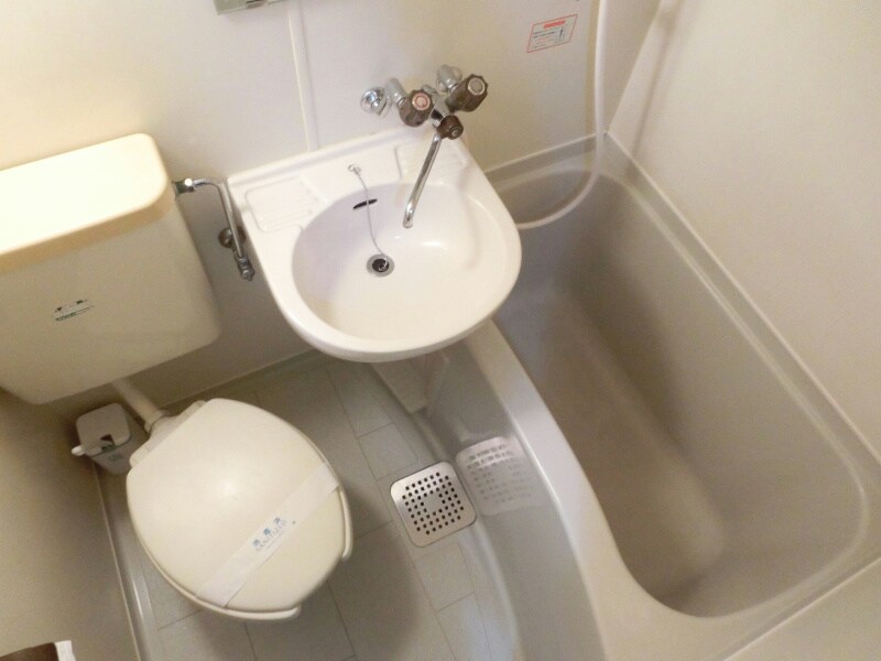 物件内観写真6　(キレイなユニットバス☆)