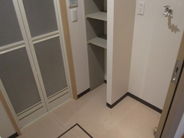 内装他(※同物件別号室参考写真)