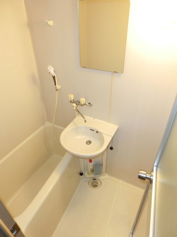 物件内観写真8　(※同物件別号室参考写真)