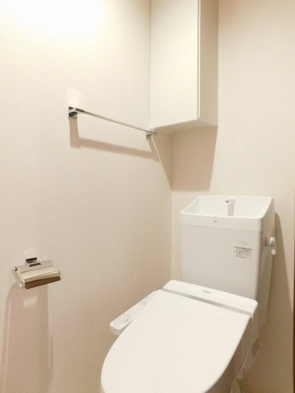 トイレ(※同物件別号室参考写真)