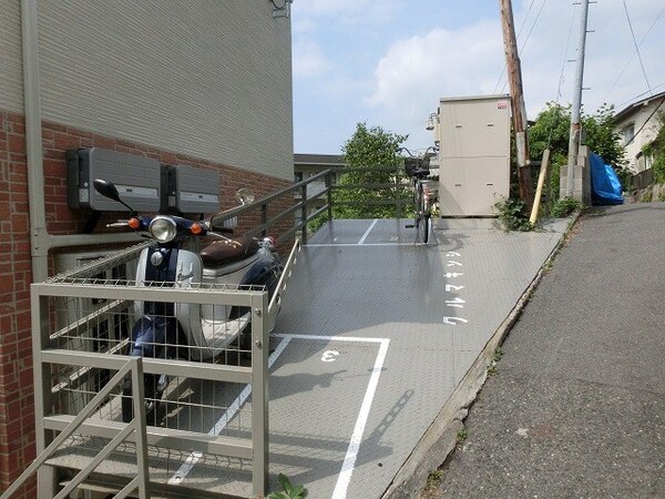 建物設備(駐輪場)