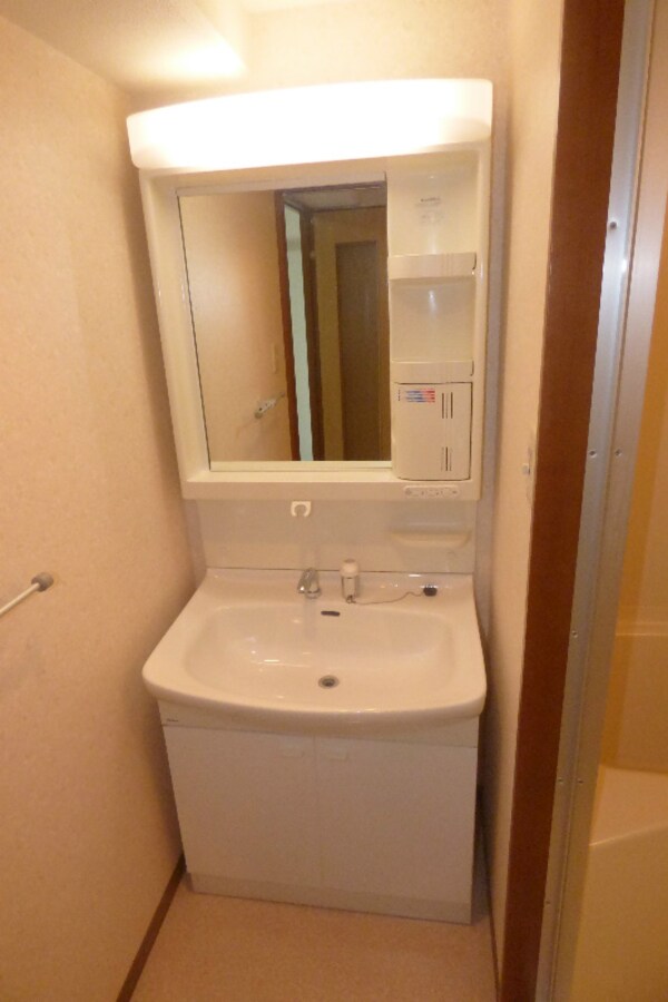 洗面・脱衣所(※同物件参考写真)