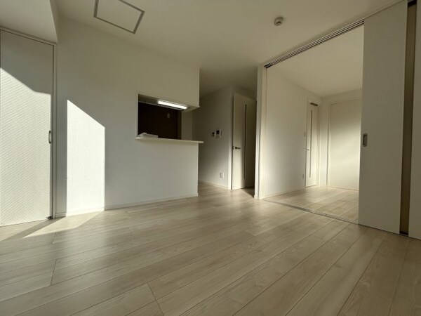 居室(※同物件別部屋参考写真)