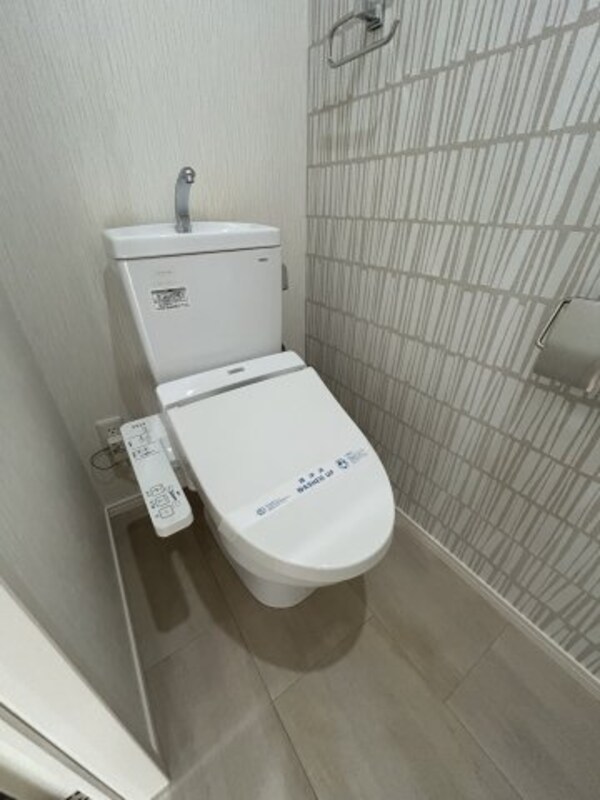 トイレ(※同物件別部屋参考写真)