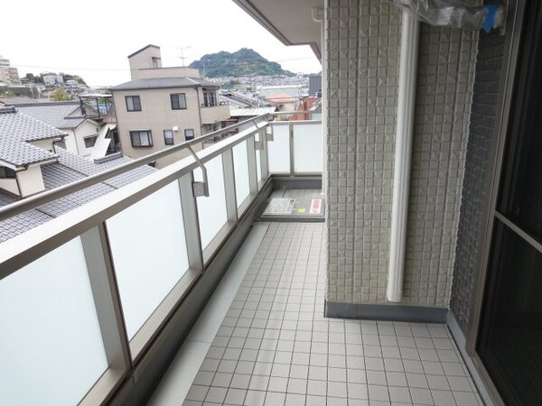 バルコニー(※同施工会社参考写真)