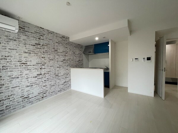 居室(※同物件別部屋参考写真)