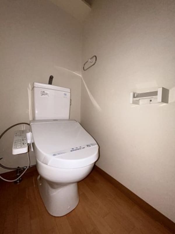 トイレ(※同物件別号室参考写真)